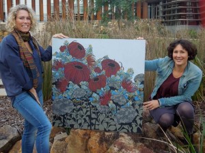 Pic-cap – GIVING BACK:  “Friends in the Foyer” Contributors’ Exhibition organiser Claudia Serventy (right) and Margaret River artist, Megan Hodgson are looking forward to Saturday’s Opening Night.  