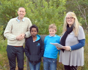 MRIS Ethics Committee, Lindsay Burke (Yr 4 teacher), Tyrell May and Hamish Crawford (Yr 4) and MRIS Science Consultant, Pam Tuffin